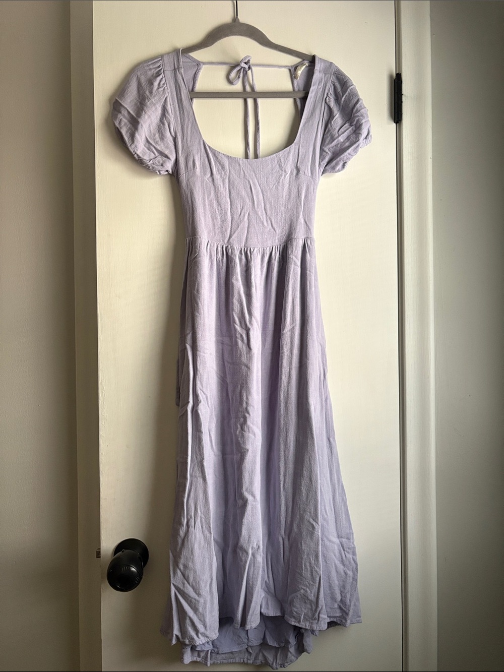 Classic Lavender Scoop Neck Maxi Dress